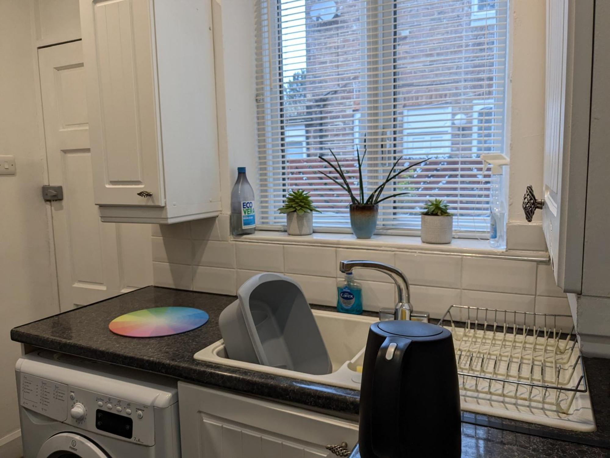 Apartment With Outside Patio And Car Space ダラム エクステリア 写真